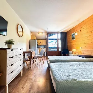 https://joli-studio-brides-les-bains-avec-vue-montagne-et-piscine.hotels-rhonealpes.com